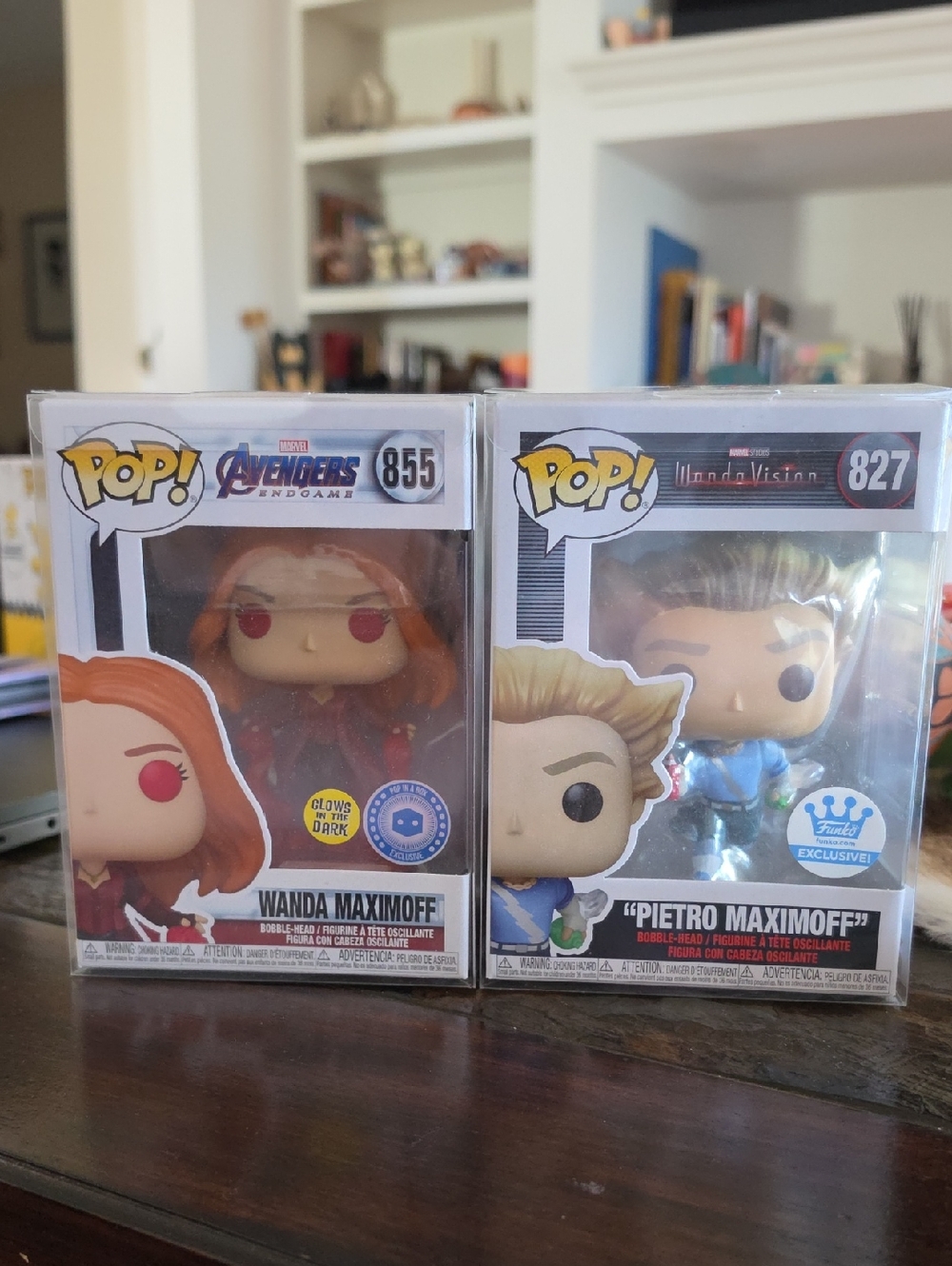 Funko Pop! Wanda Maximoff # 855& Pietro Maximoff $ 827 Duo - Red & Blue